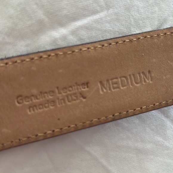Woman’s belt brown leather clara Studio inc Size medium - Picture 8 of 8